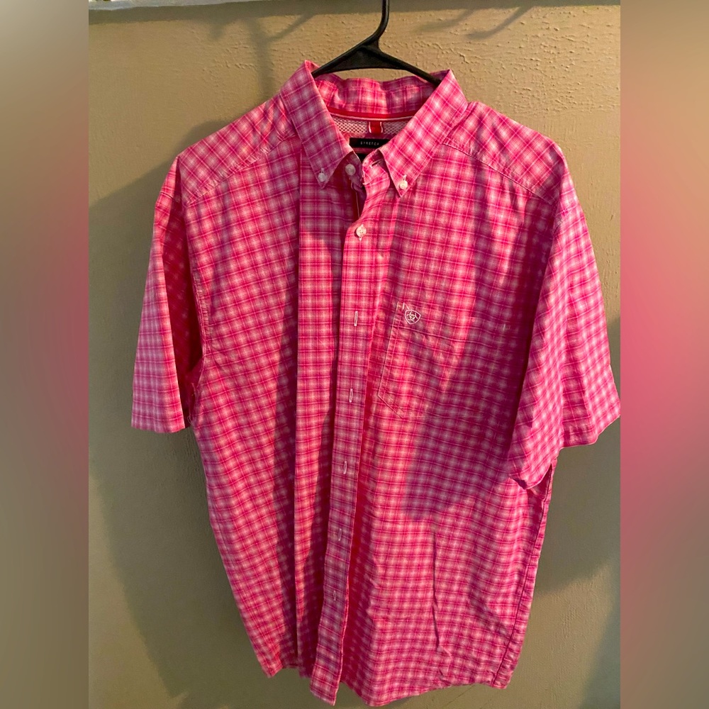Ariat men’s short sleeve. Pro series.